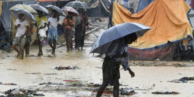 kamp pengungsi Rohingya di Cox Bazar dalam kondisi tidak sehat/ AFP