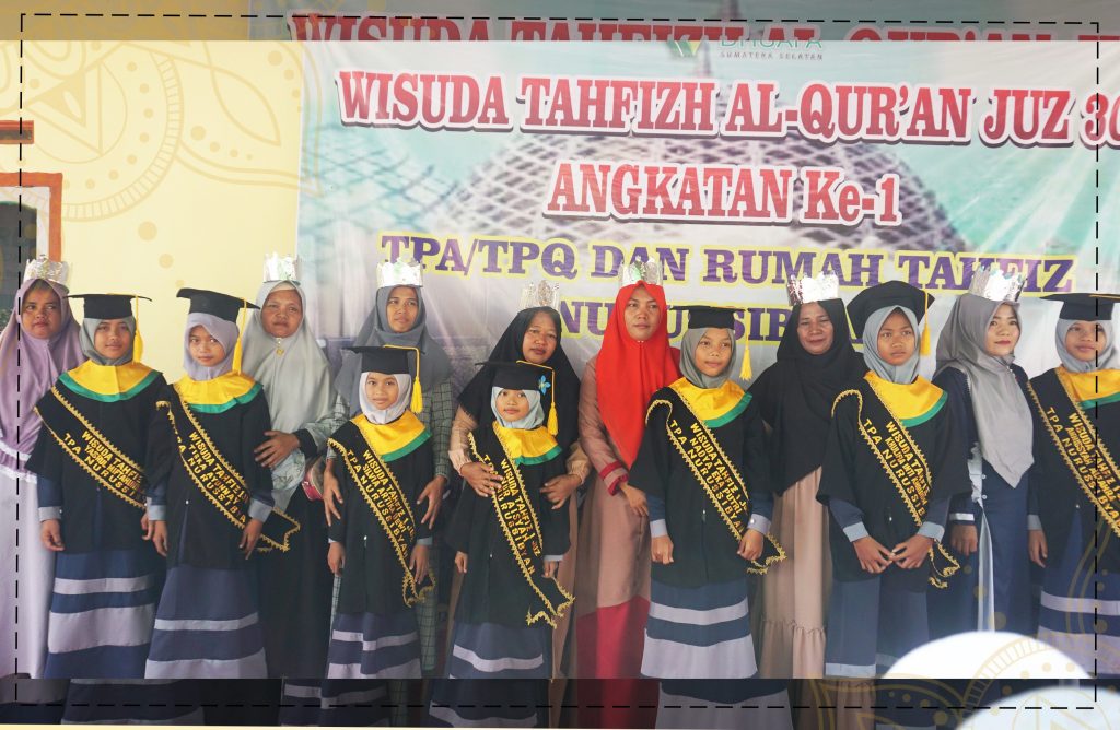 Bersama Dai Pemberdaya Pertama Kali Wisuda Tahfizh Al Quran Juz 30